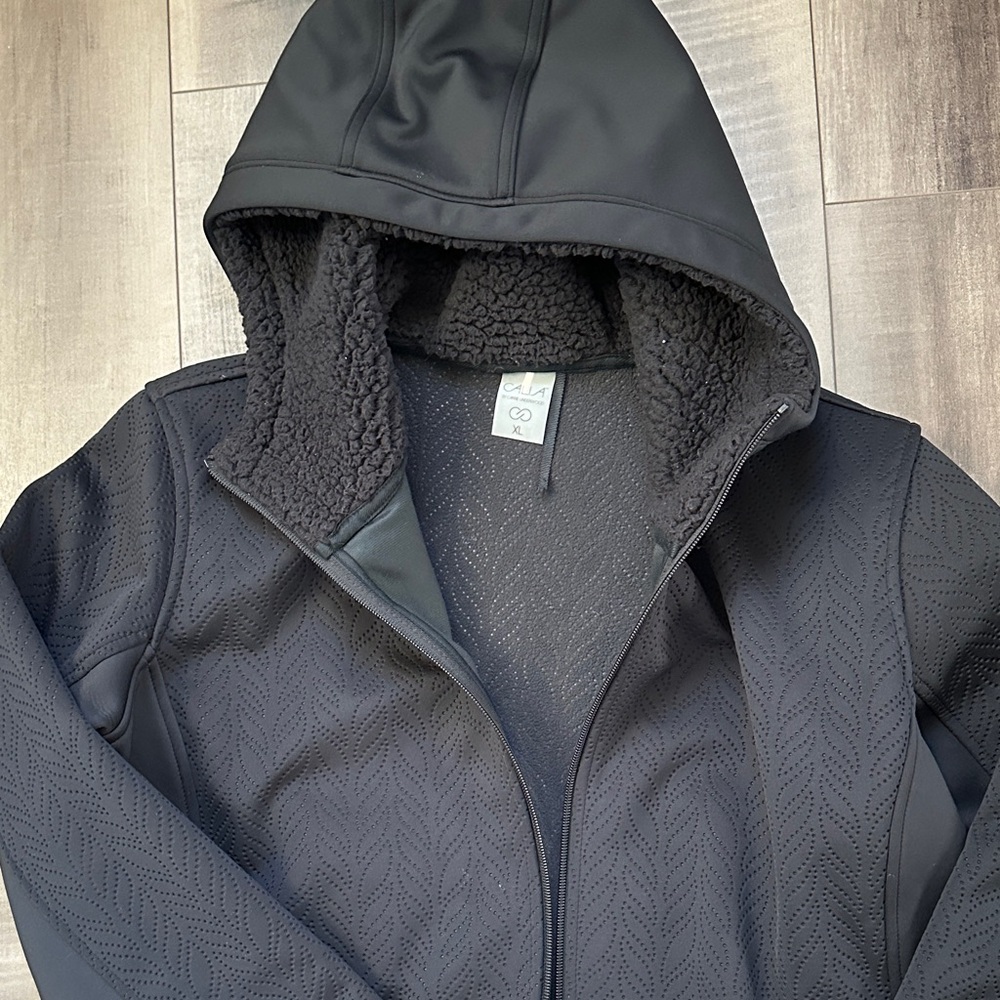 CALIA by Carrie Underwood black Fleece Jacket